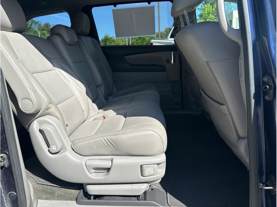 Used 2016 Honda Odyssey EX-L image 12