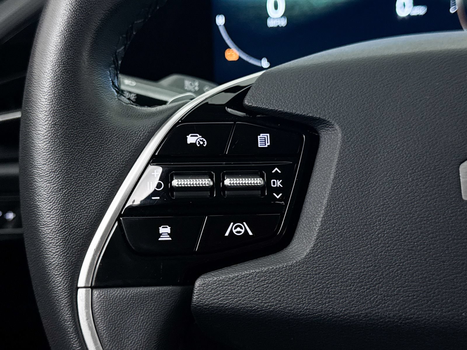 Certified 2023 Kia Niro Wind FWD image 33