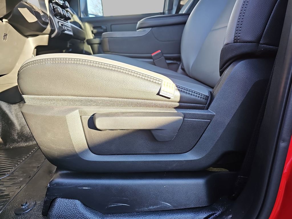 New 2026 RAM 5500 Tradesman image 25