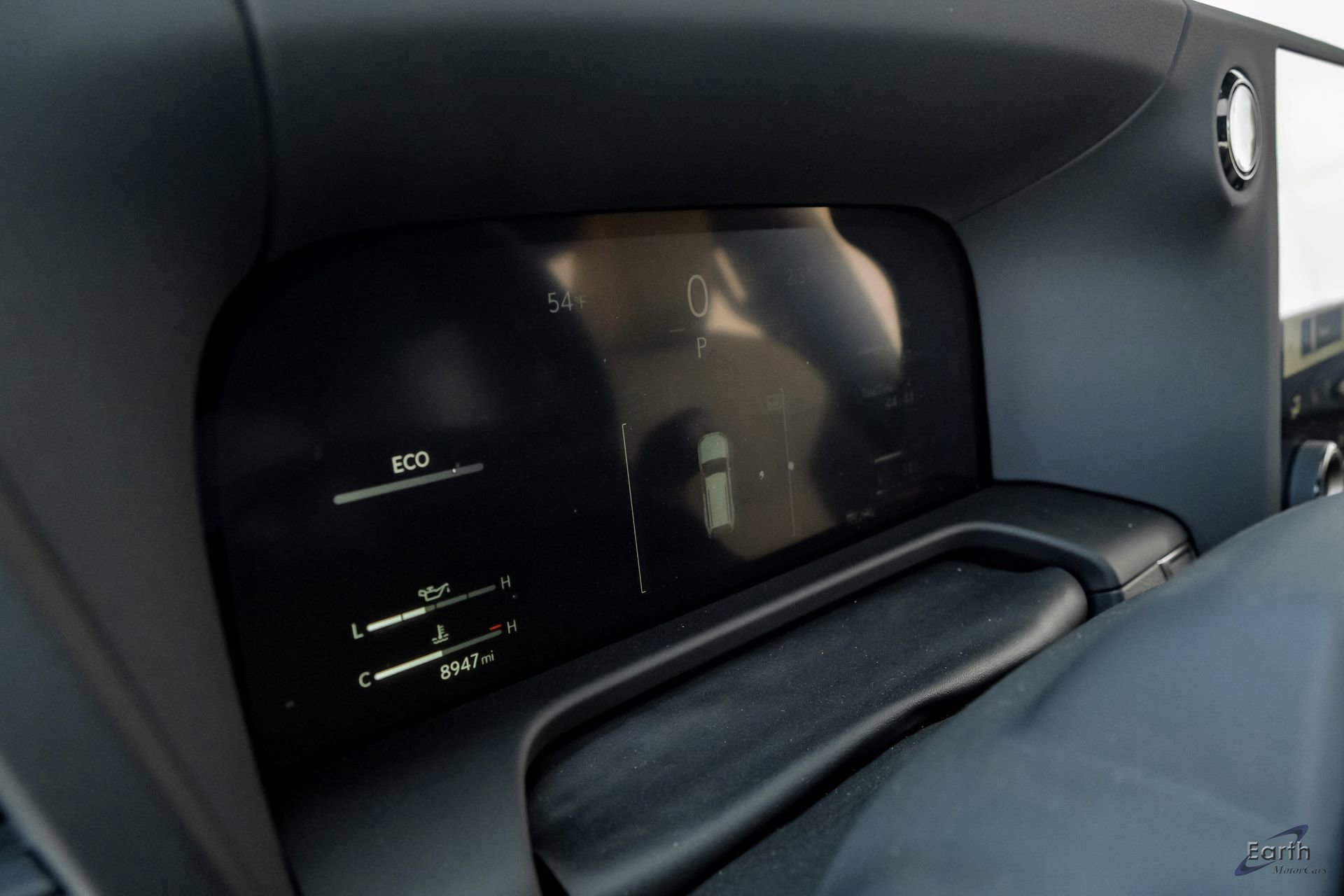 Used 2025 Lexus GX 550 w/ Accessory Package (CT) image 37