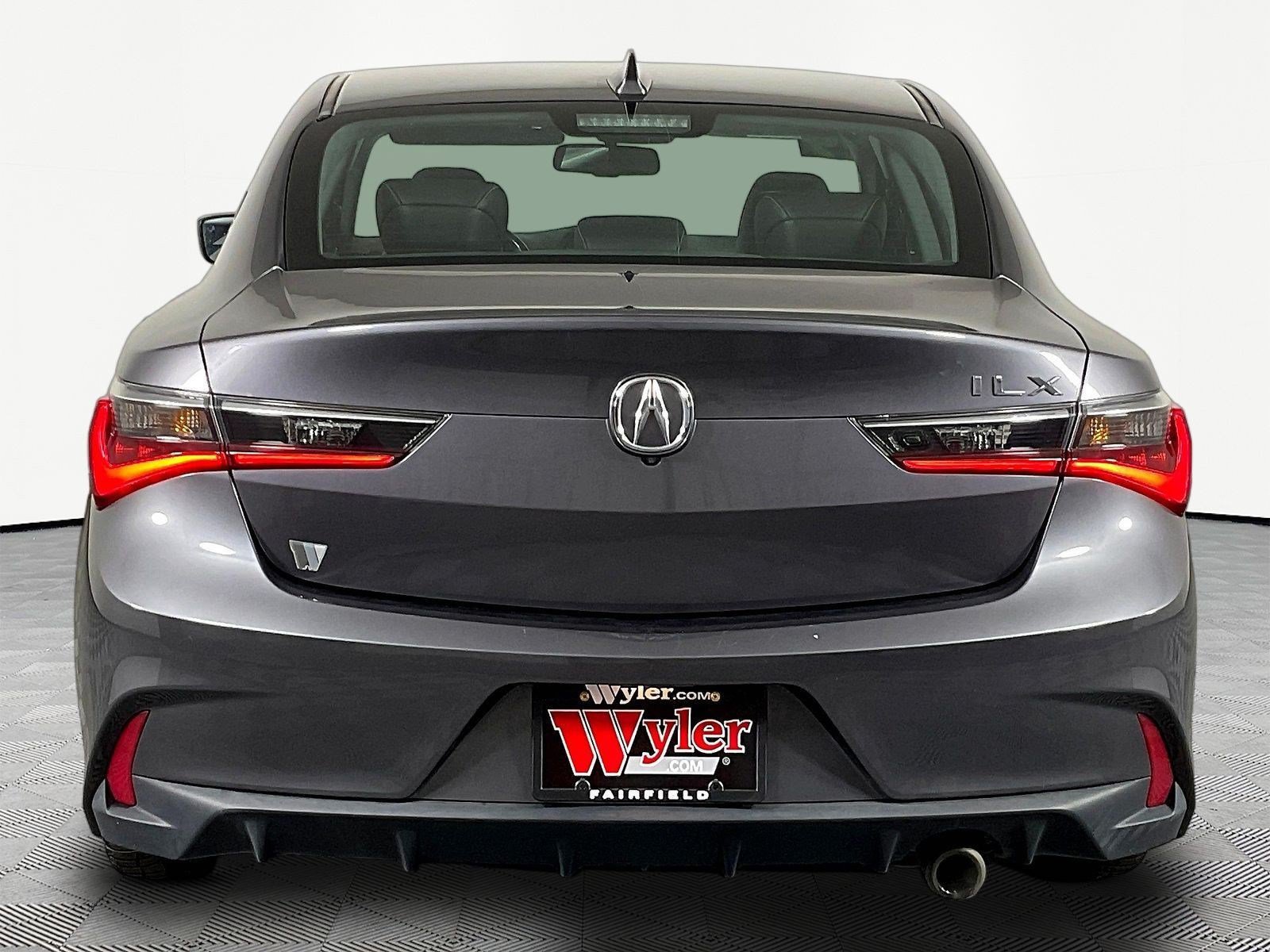 Used 2019 Acura ILX FWD image 5