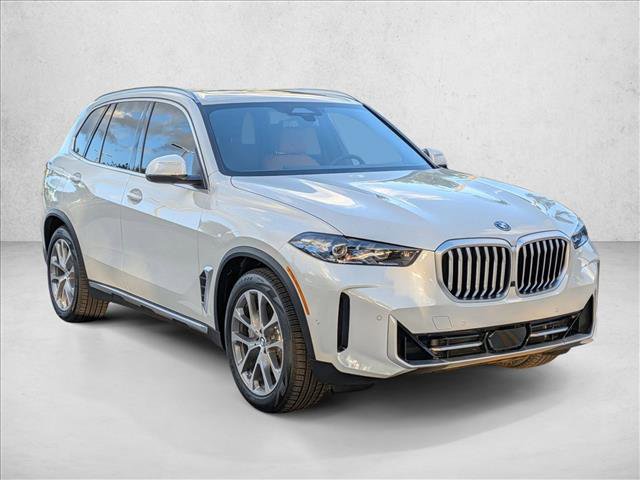 New 2026 BMW X5 xDrive50e w/ Parking Assistance Package AWD/4WD image 7