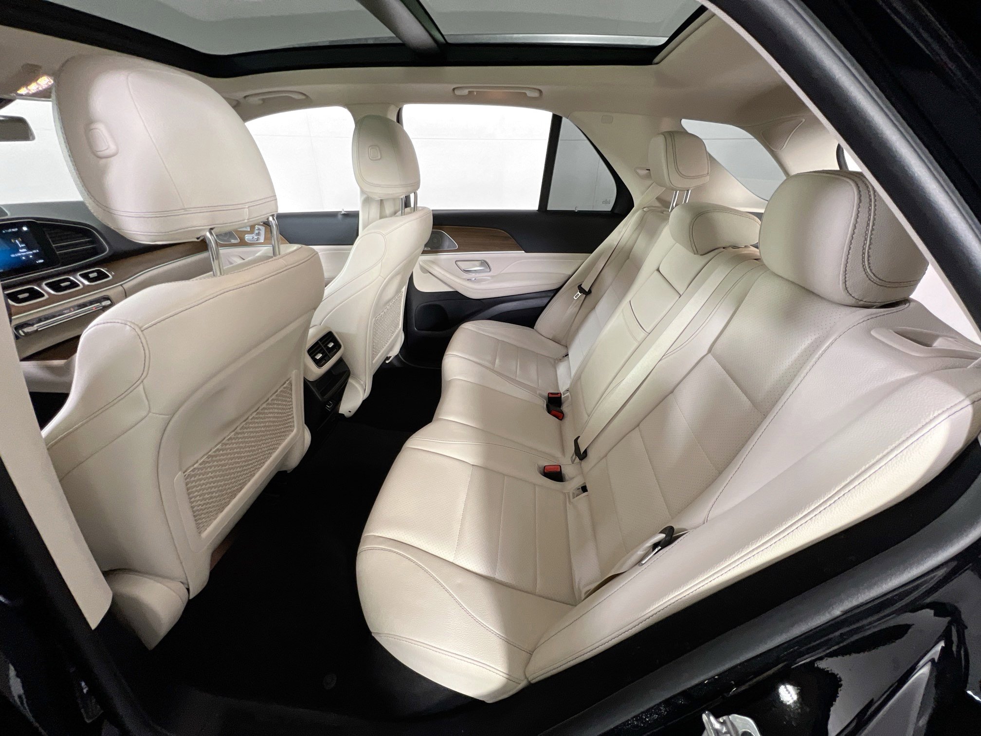 Used 2022 Mercedes-Benz GLE 350 4MATIC image 25