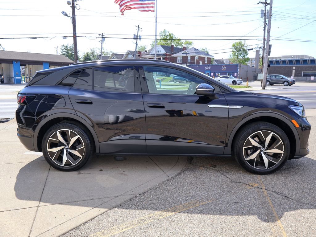 Used 2023 Volkswagen ID.4 Pro S image 6