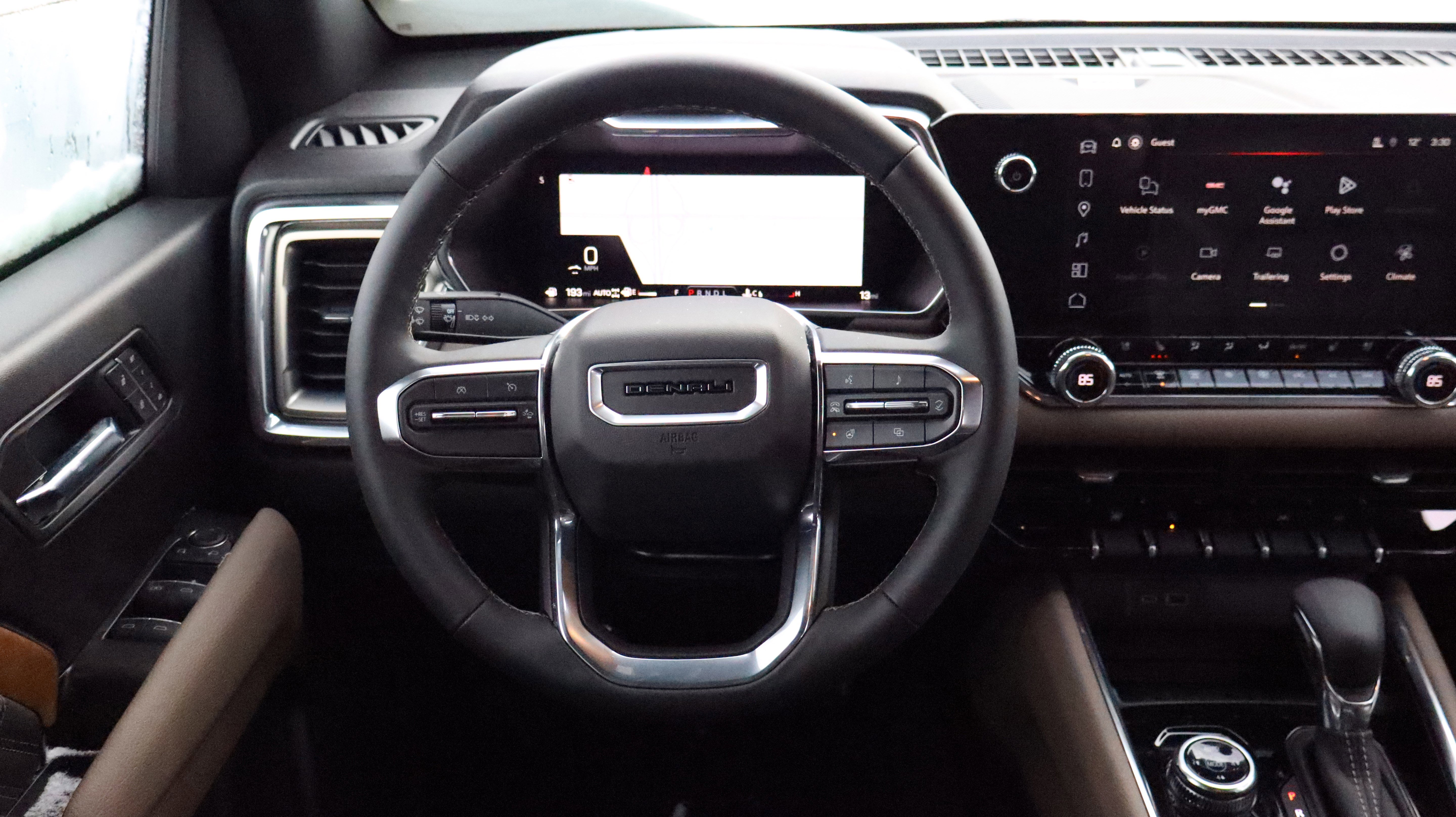 New 2026 GMC Canyon Denali image 9