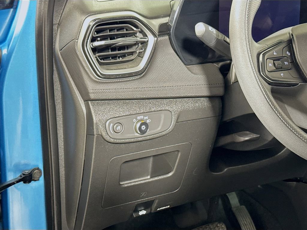 Used 2025 Chevrolet TrailBlazer LT image 8