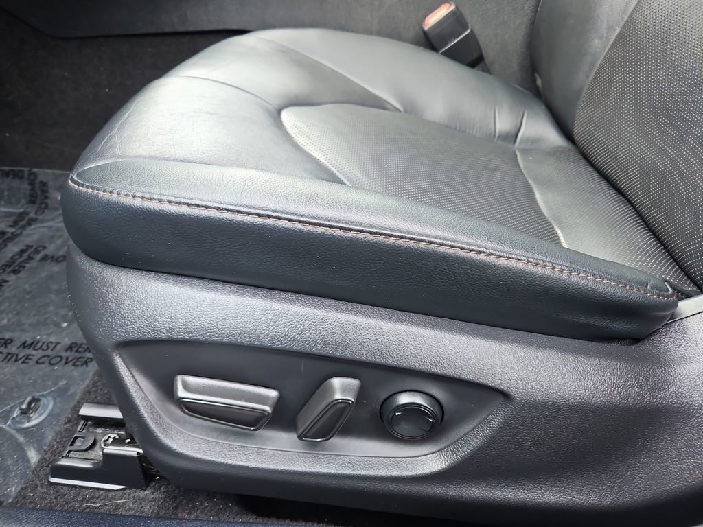 Used 2020 Toyota Camry XLE image 26