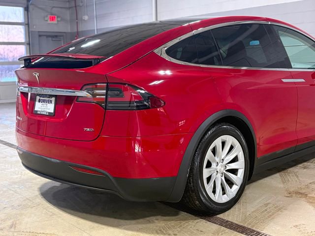 Used 2018 Tesla Model X 75D image 14