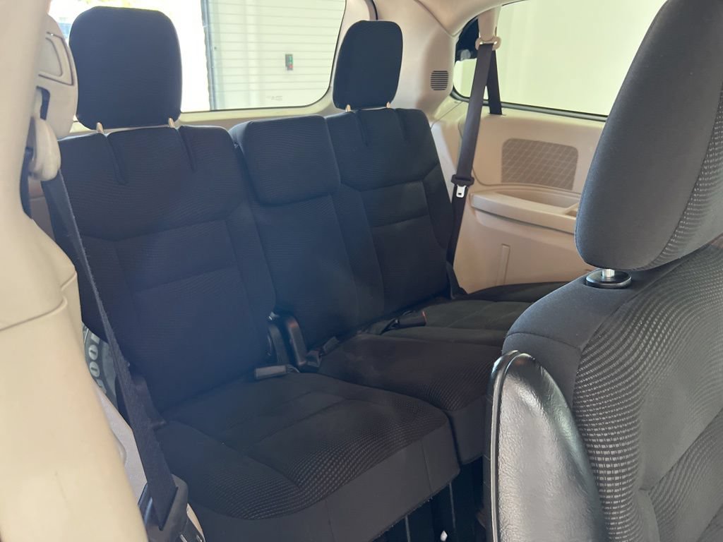 Used 2020 Dodge Grand Caravan SE w/ UConnect Hands-Free Group FWD image 20