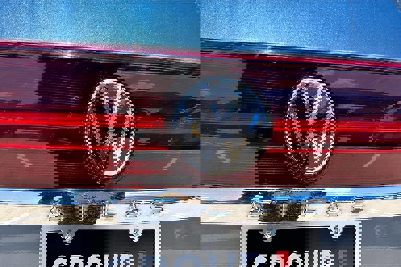 Used 2024 Volkswagen Atlas SE image 31