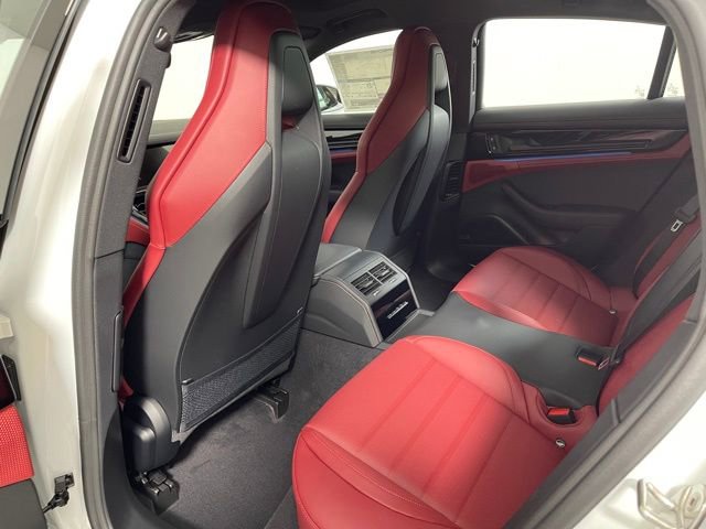 New 2026 Porsche Panamera image 28