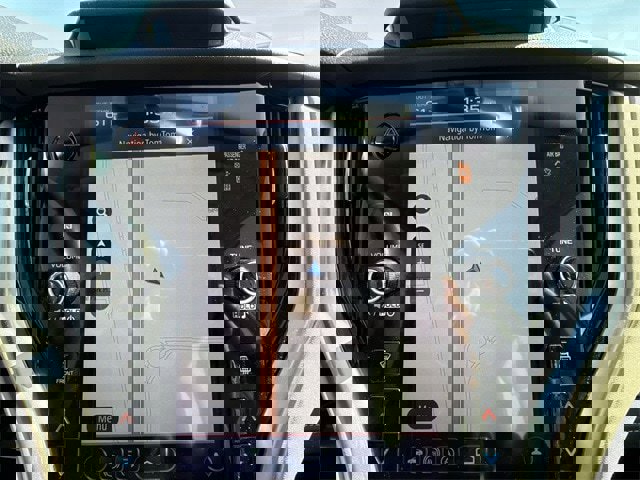 Certified 2022 Subaru Outback Limited w/ Popular Package #2 image 18