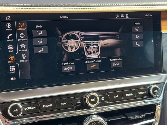 Used 2021 Bentley Flying Spur V8 image 35