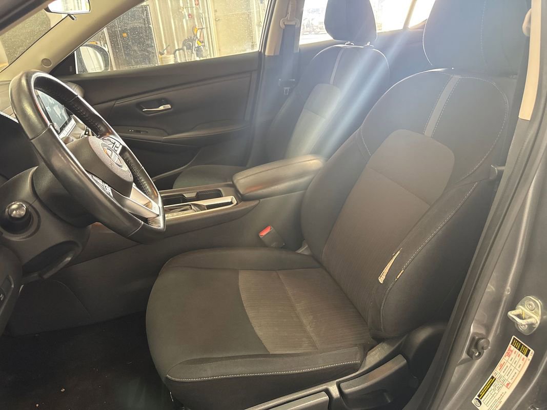 Used 2022 Nissan Sentra SV image 9