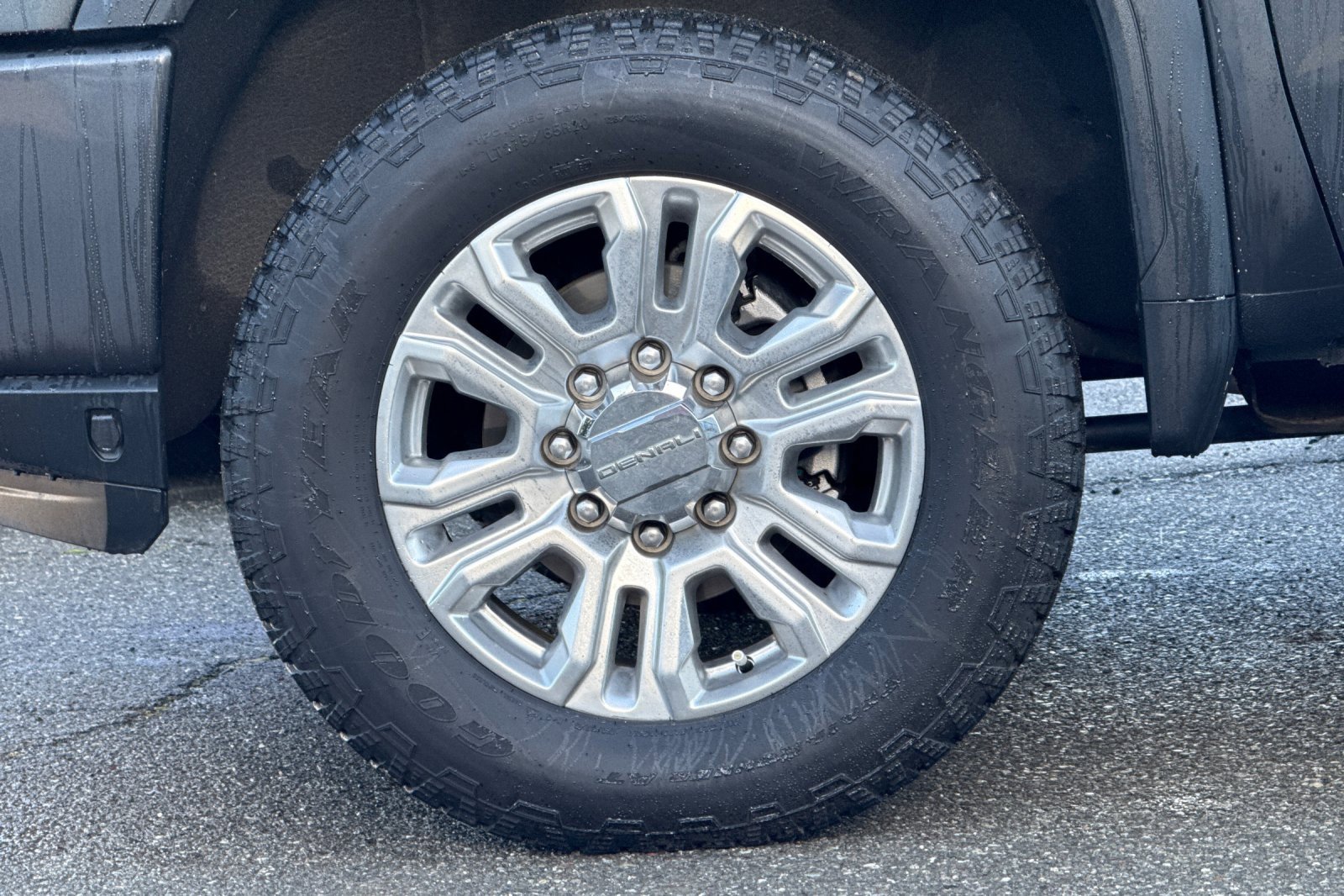 Used 2020 GMC Sierra 2500 Denali w/ Denali Ultimate Package image 27