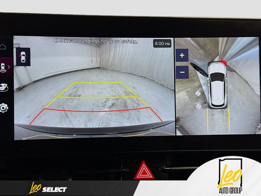 Used 2025 Kia Sportage SX AWD/4WD image 14