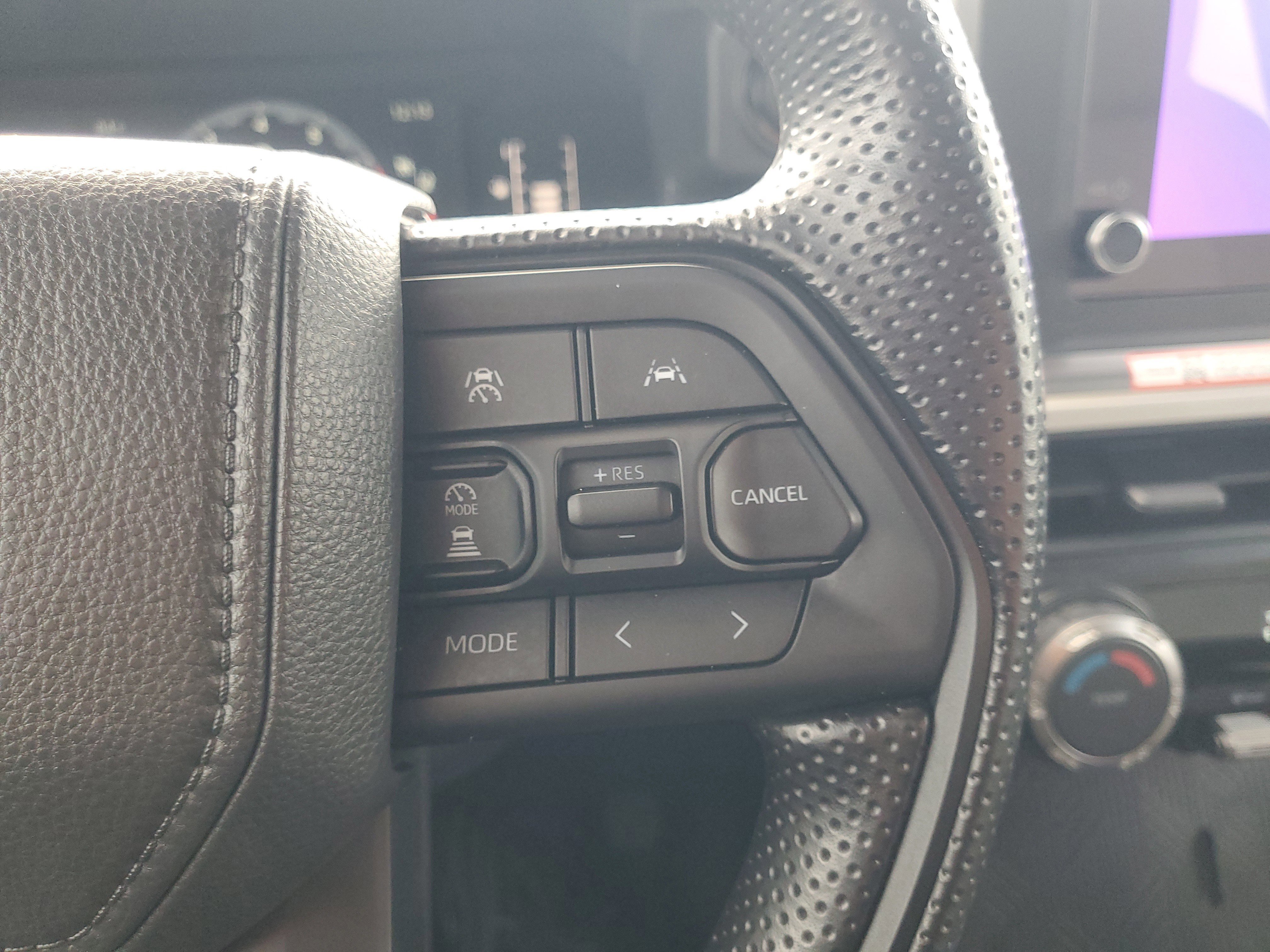 Certified 2025 Toyota Tacoma SR5 image 21