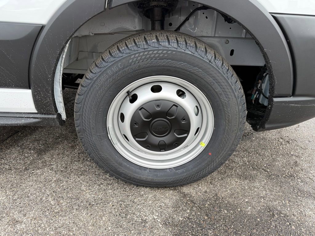 New 2026 Ford Transit 150 148 Medium Roof RWD image 29
