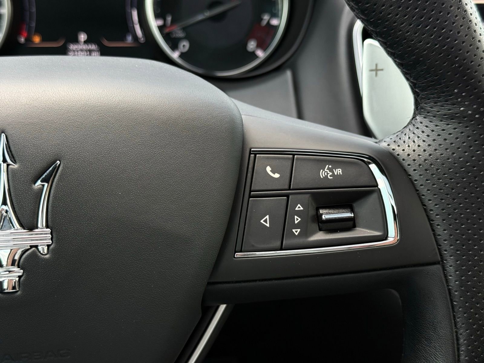 Used 2021 Maserati Ghibli Trofeo image 47