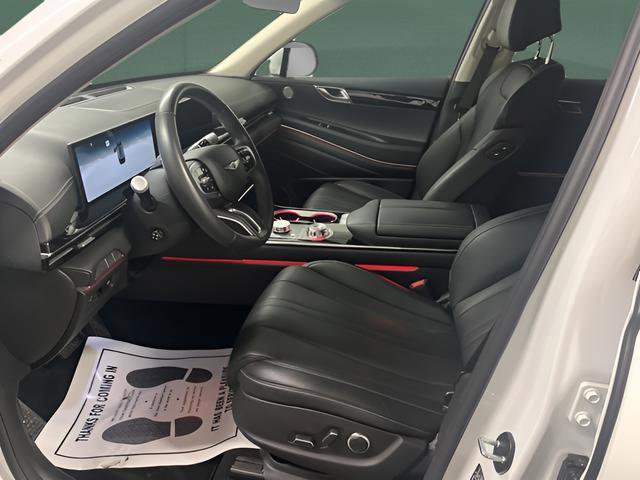 Used 2025 Genesis GV80 2.5T Standard image 12