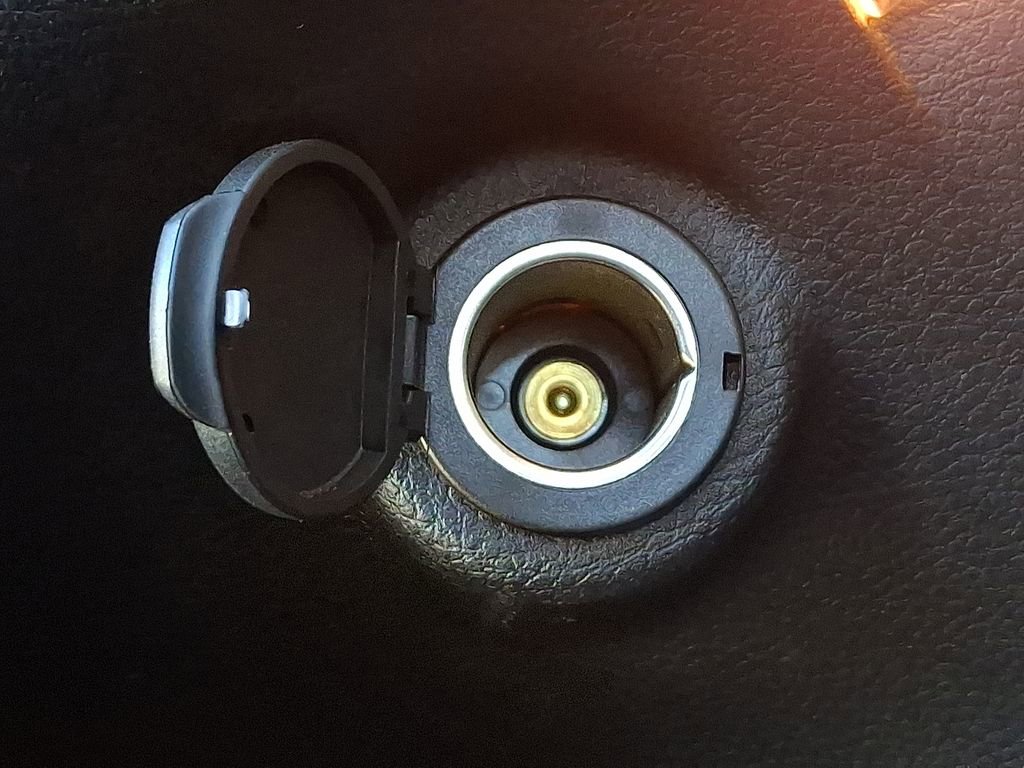 Used 2019 Jeep Compass Latitude w/ Cold Weather Group image 28