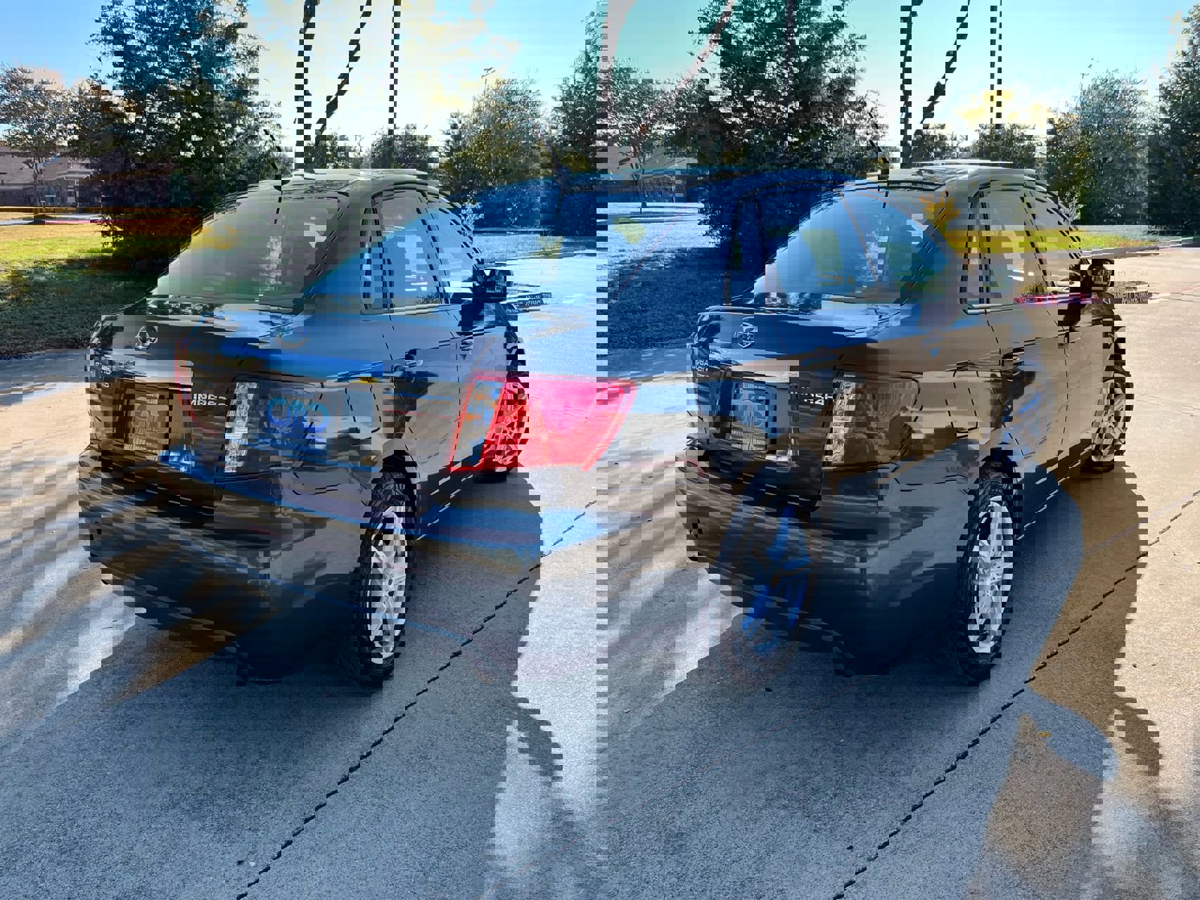 Used 2011 Subaru Impreza 2.5i image 5