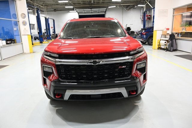 Used 2024 Chevrolet Traverse Z71 w/ LPO, Floor Liner Package image 2