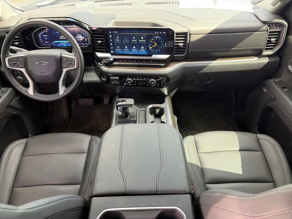 Used 2026 Chevrolet Silverado 1500 LT Trail Boss w/ LT Trail Boss Premium Package AWD/4WD image 8