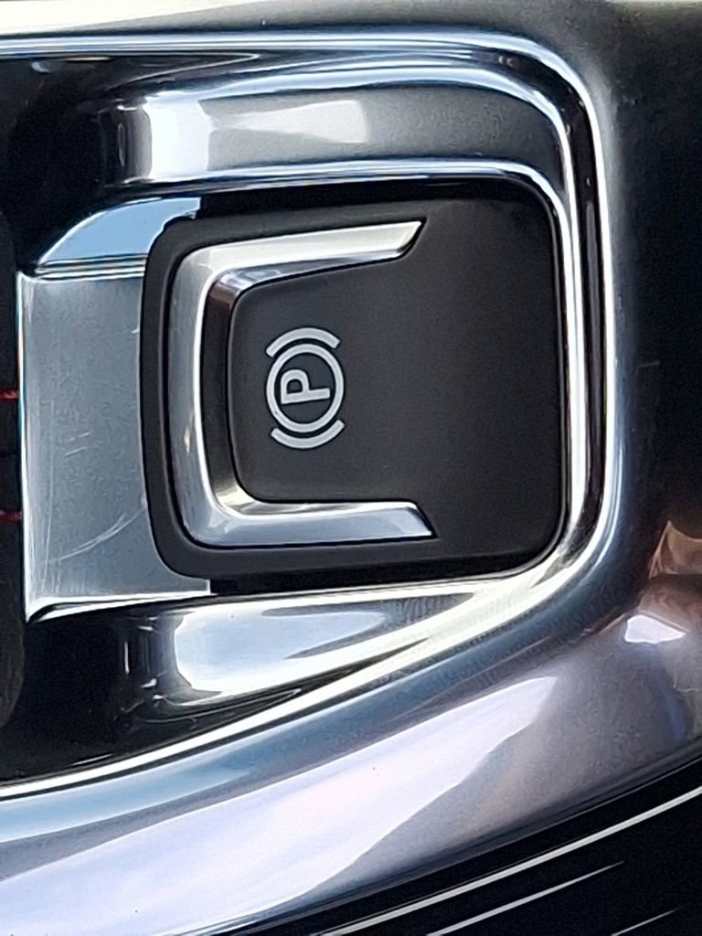 New 2026 Chevrolet Trax RS w/ Driver Confidence Package image 25