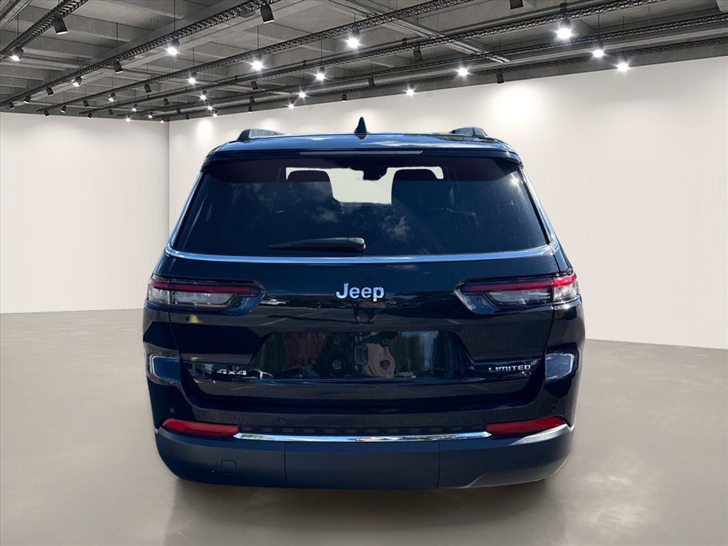 Used 2023 Jeep Grand Cherokee L Limited w/ Trailer Tow Group (B) AWD/4WD image 6