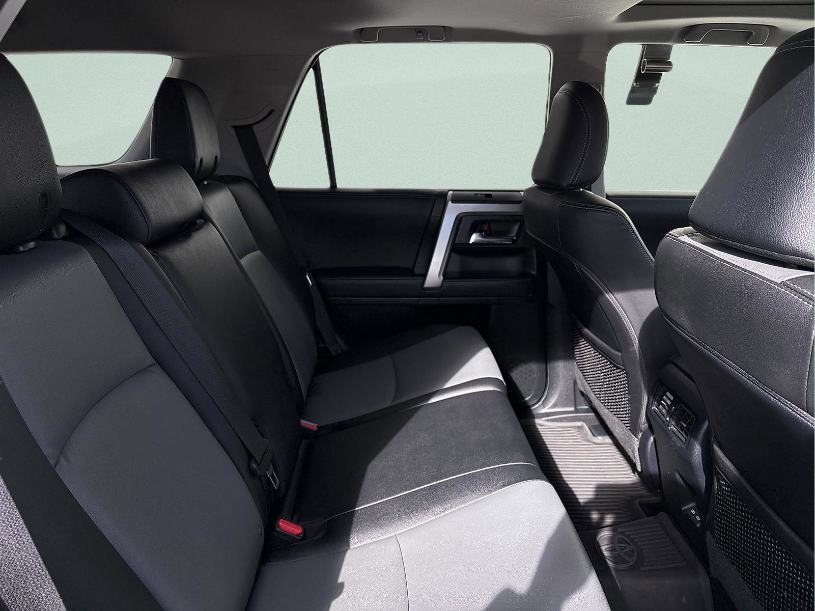 Used 2023 Toyota 4Runner SR5 Premium w/ Moonroof Package image 29