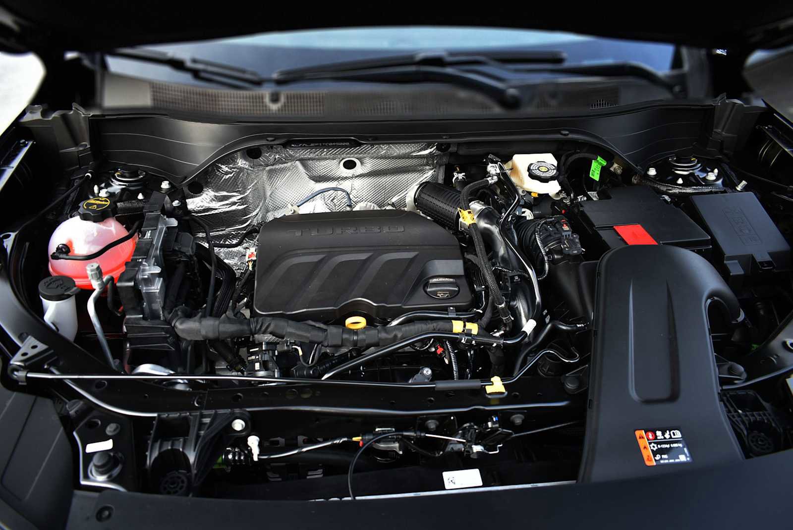 New 2026 Chevrolet Trax RS w/ Sunroof Package image 26