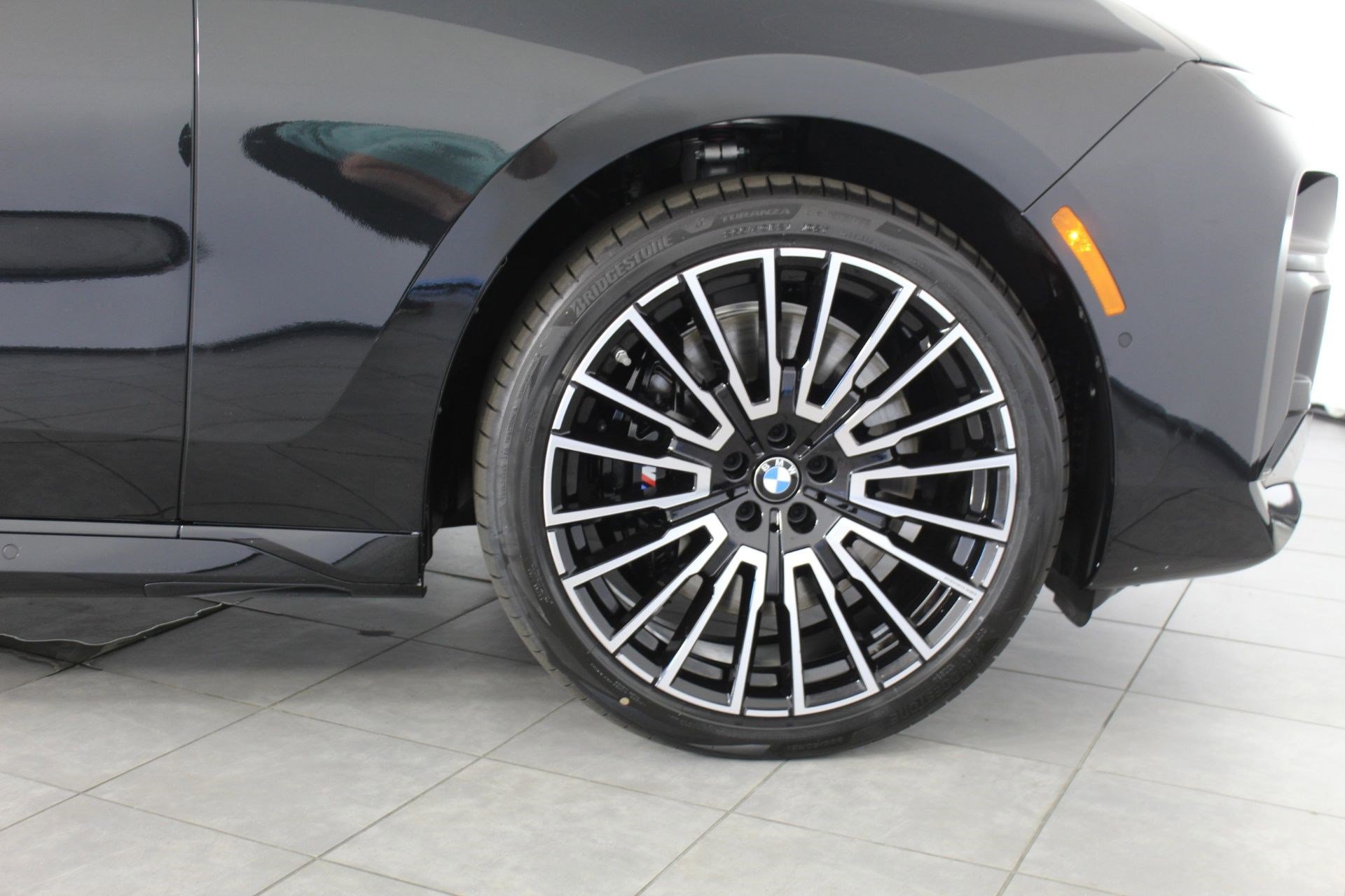 New 2026 BMW 760i xDrive w/ Executive Package image 21