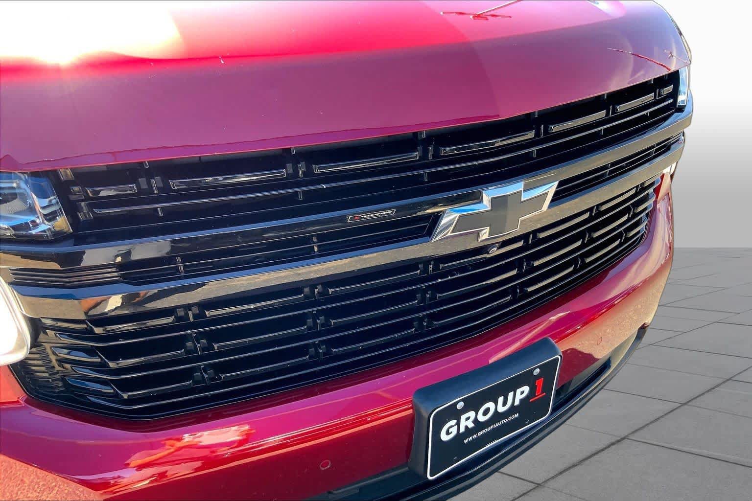 Used 2024 Chevrolet Tahoe RST w/ Luxury Package AWD/4WD image 30