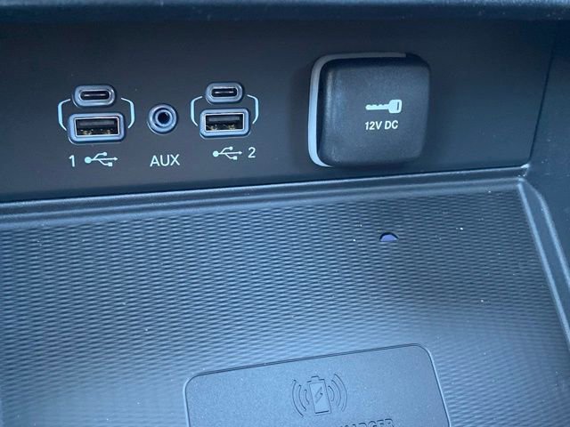 New 2025 Jeep Grand Cherokee Laredo X w/ Luxury Tech Group I AWD/4WD image 22
