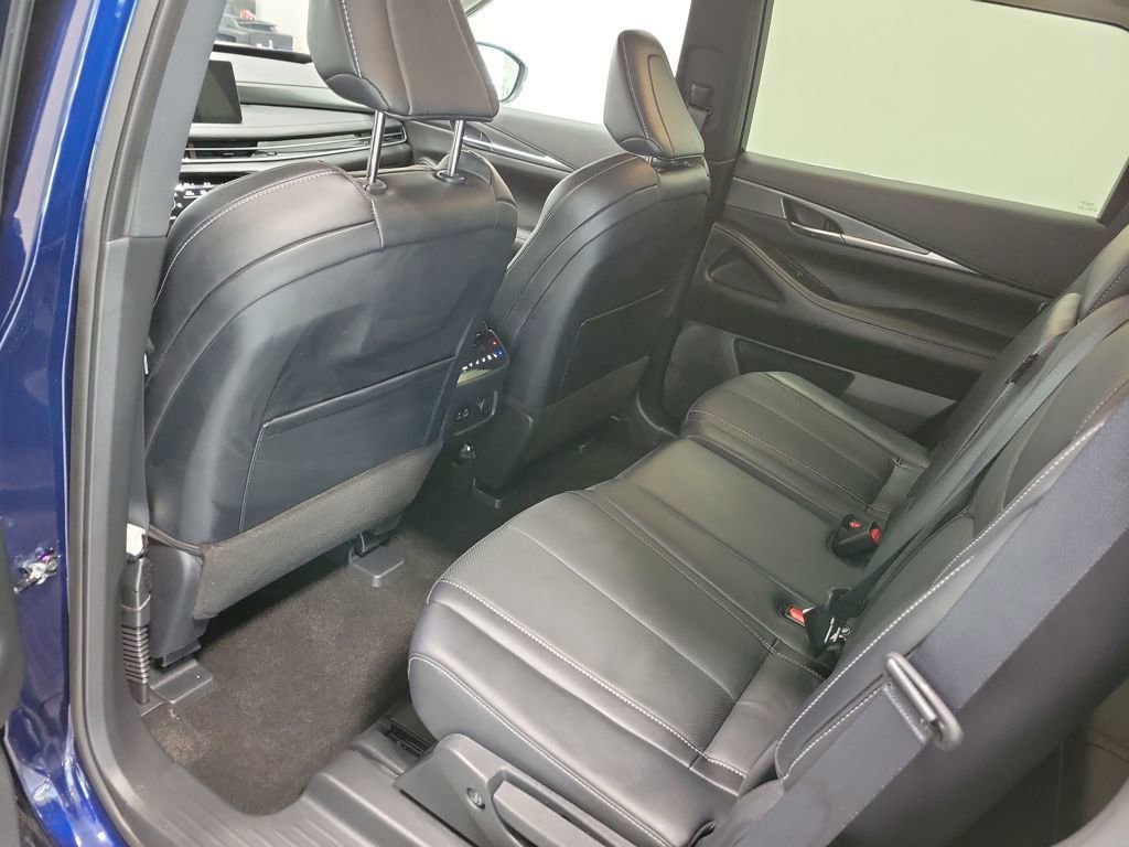 Used 2024 INFINITI QX60 Luxe image 31