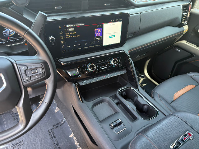 Used 2025 GMC Sierra 2500 AT4 w/ AT4 Premium Plus Package AWD/4WD image 28