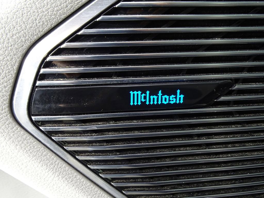 Used 2022 Jeep Grand Cherokee Overland image 22