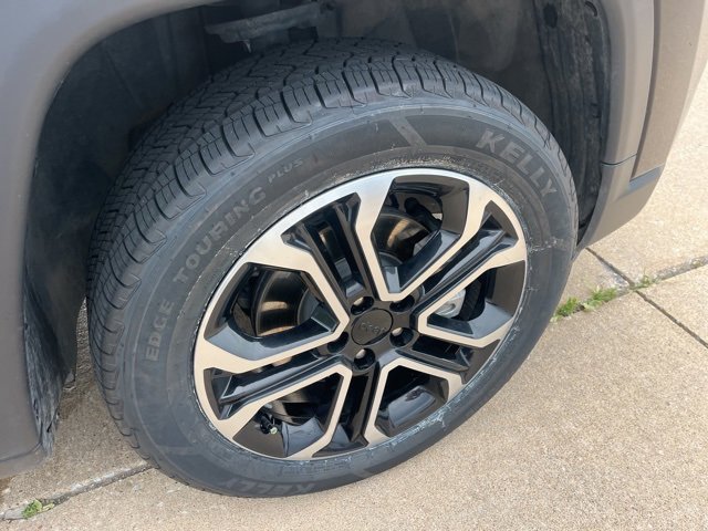 Used 2022 Jeep Compass Limited image 59