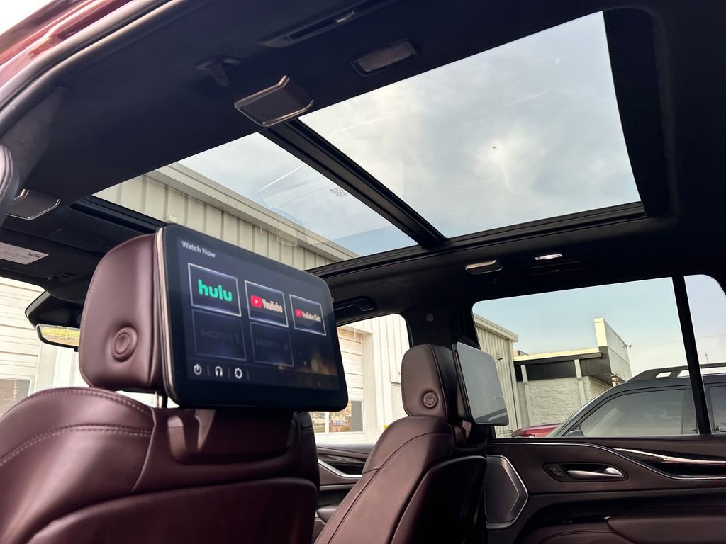 Certified 2023 Cadillac Escalade Sport Platinum w/ LPO, ONYX Package image 48