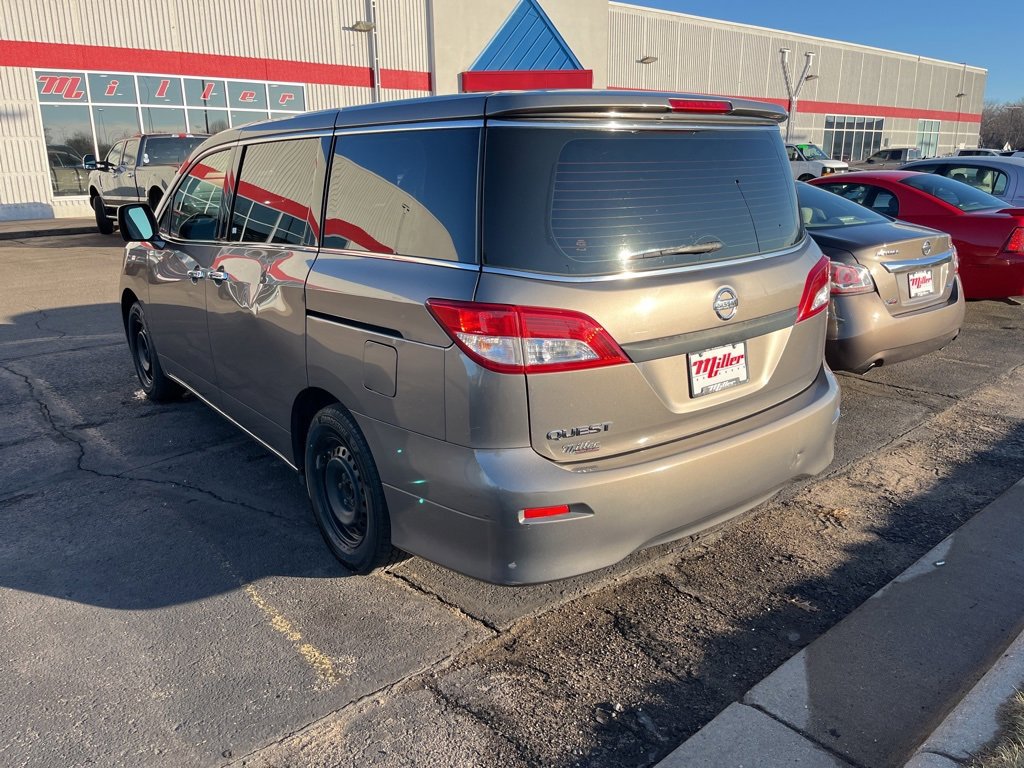 Used 2014 Nissan Quest S image 3