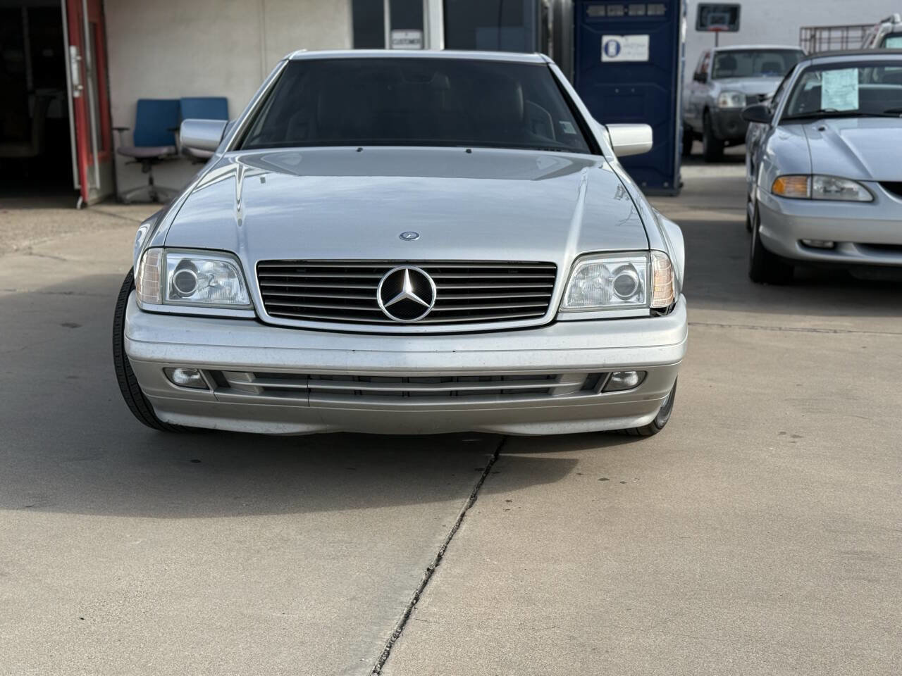 Used 1998 Mercedes-Benz SL 500 image 2