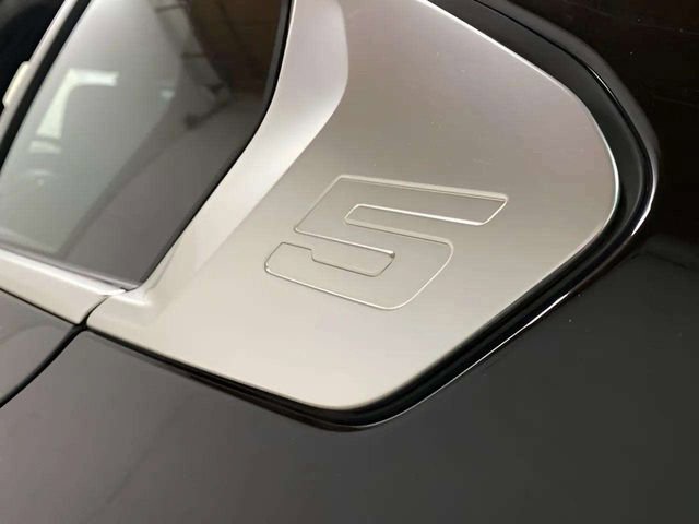 Used 2025 BMW i5 eDrive40i image 81