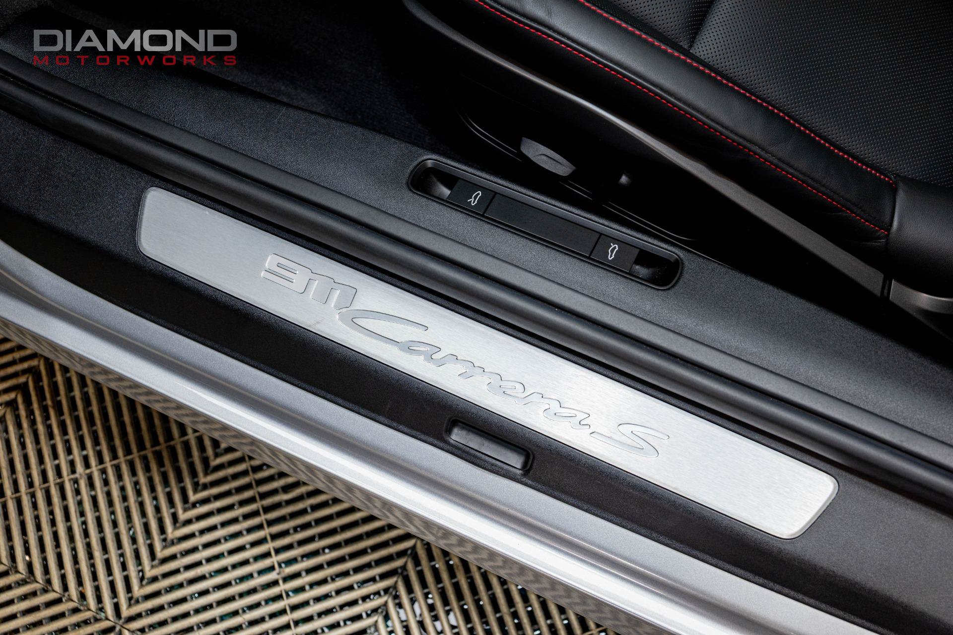 Used 2024 Porsche 911 Carrera S RWD image 19