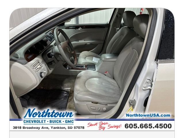 Used 2011 Buick Lucerne CXL image 8