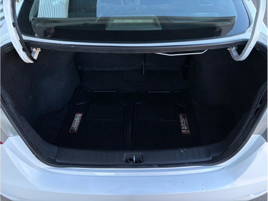 Used 2014 Nissan Sentra S image 20