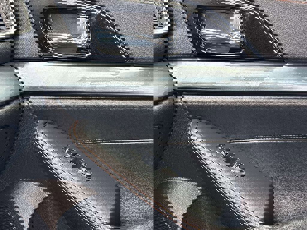 Certified 2023 Nissan Maxima SR w/ Sport Mat Group image 30