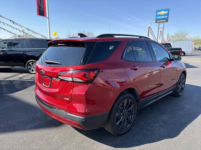 Used 2022 Chevrolet Equinox RS w/ RS Leather Package image 4