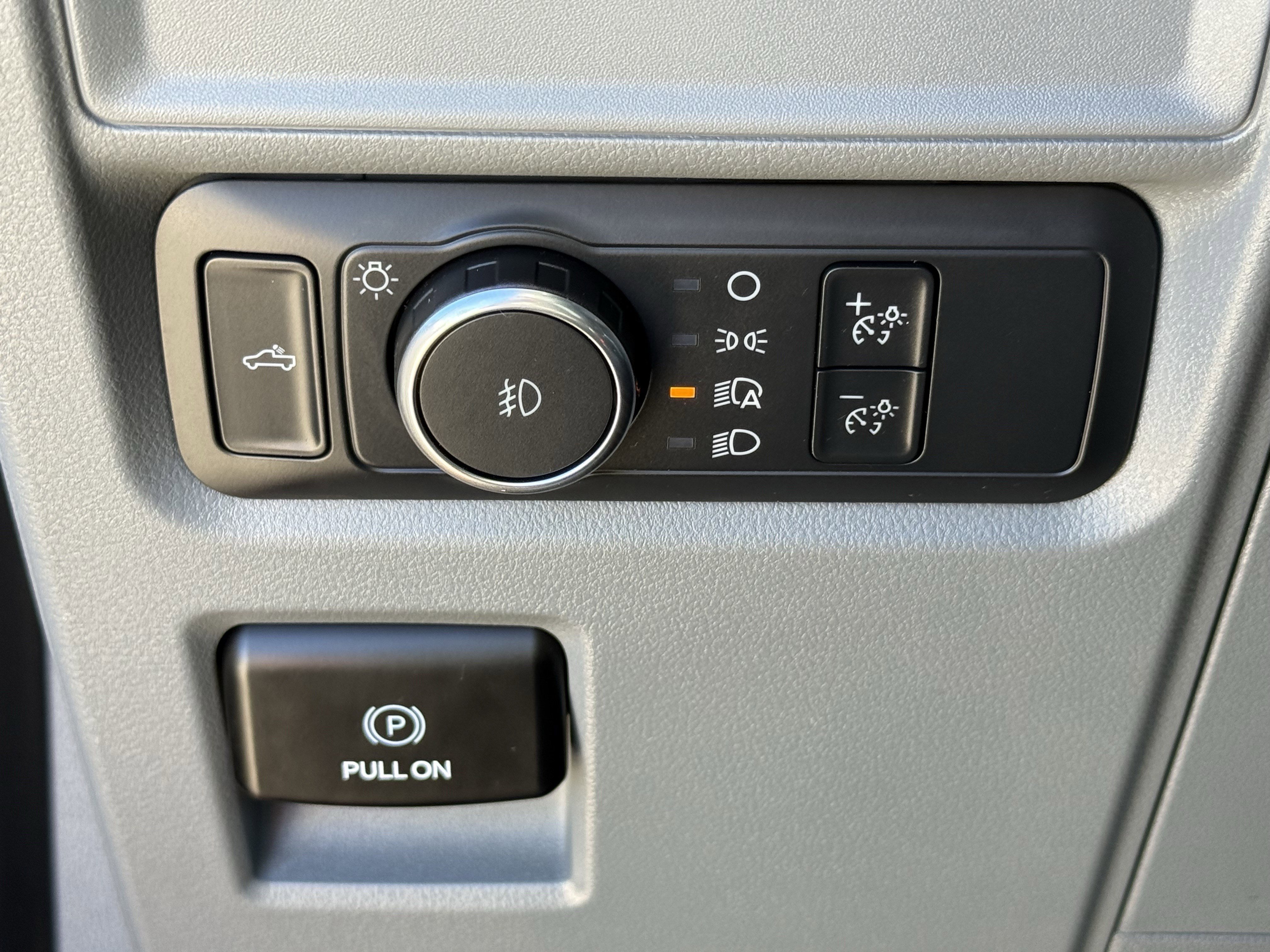 Used 2022 Ford F150 XLT w/ XTR Package image 25