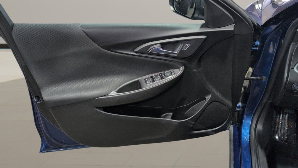 Used 2019 Chevrolet Malibu LS FWD image 7